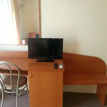Family Romantik Hotell Slăntjev Brjag